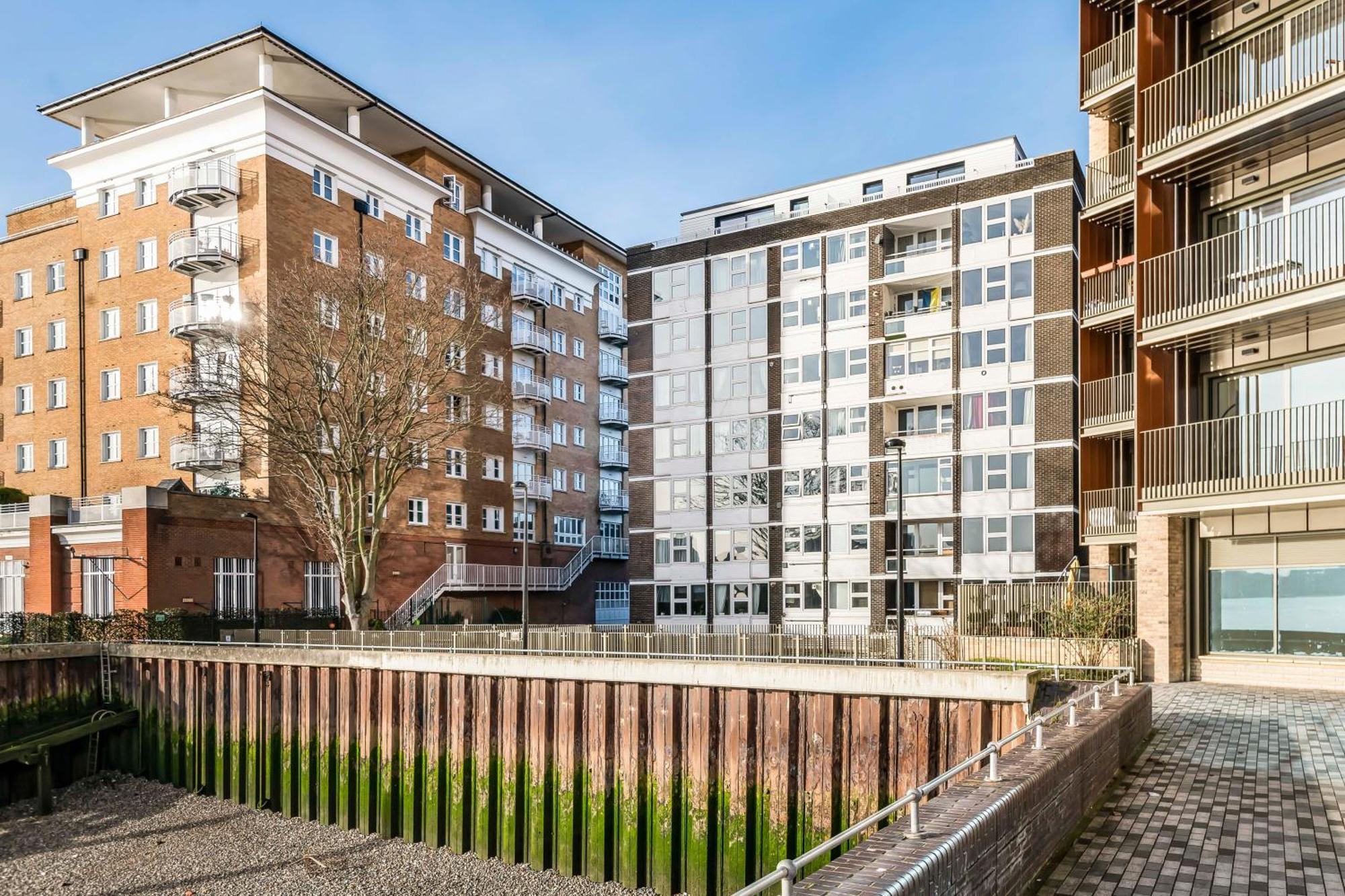 Stunning Massive Bedroom +Direct Thames River View London Exterior photo